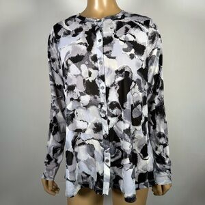 Logo by Lori Goldstein Women’s Size Medium Button Front Mesh Top